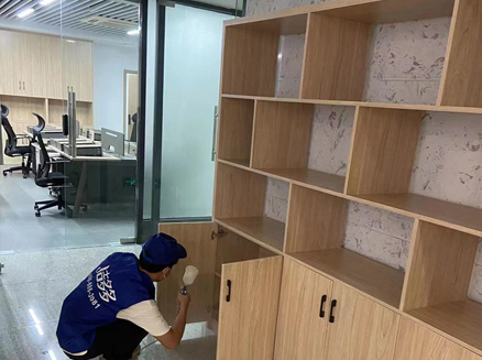 雙鴨山專業(yè)除甲醛公司案例：學(xué)校